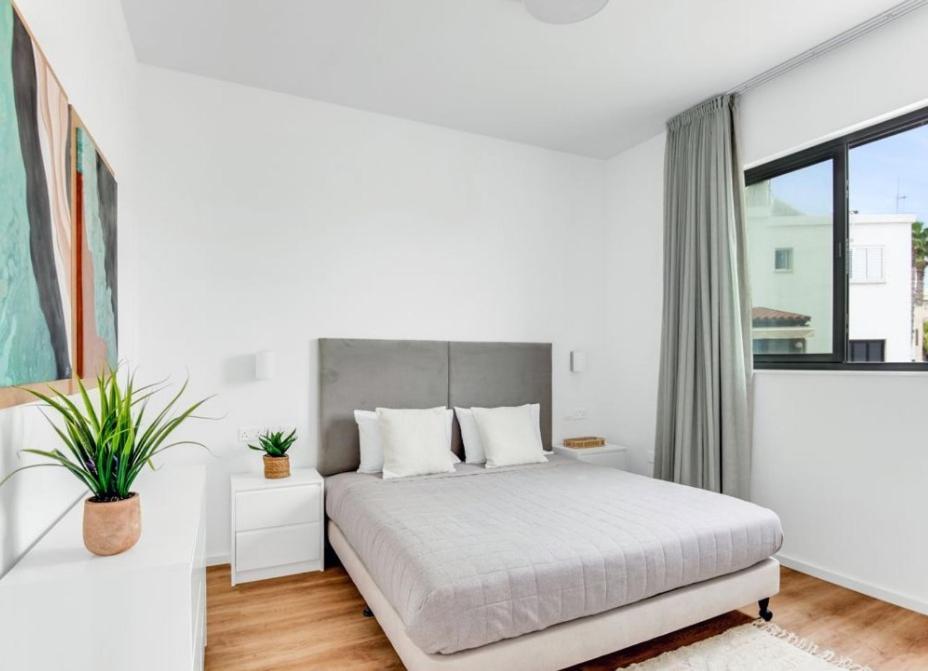 Olive Shared Pool Apartments Paphos Bagian luar foto